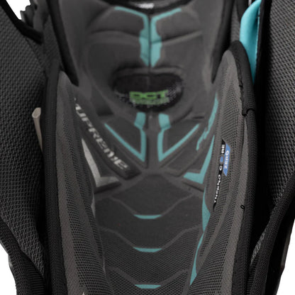 Bauer Supreme Fuse Hockey Shin Guard Intermediate – ThermoCore liner detail – Sanderson Lacrosse