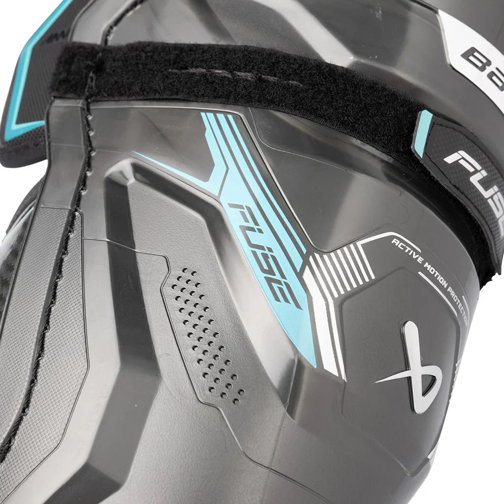 Bauer Supreme Fuse Hockey Shin Guard Intermediate – X-FLEX shin cap detail – Sanderson Lacrosse