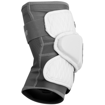 Adjustable strap system on the Warrior EVO V elbow pad